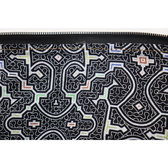 Give Thanks Hand Crafted Leather and Woven Large Weekender Duffle Bag MSRP $500+ - Picture 13 of 16